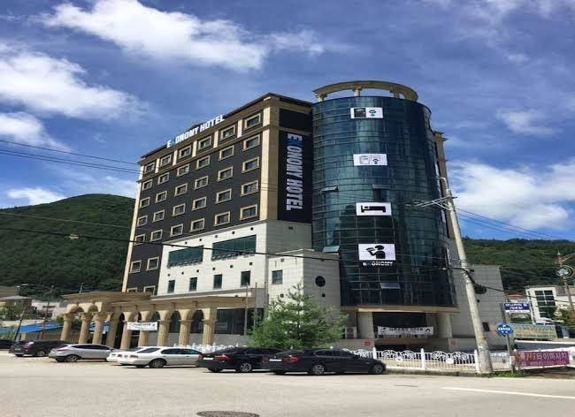 Ekonomy hotel jeongseon