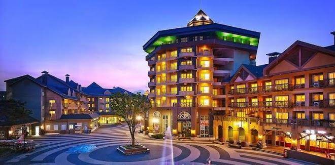 Green And Blue Hotel Image