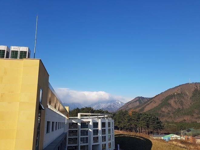 Greenlagoon Hotel In Seorak Image