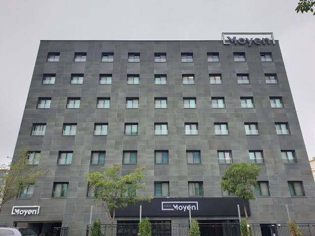 Moyen hotel
