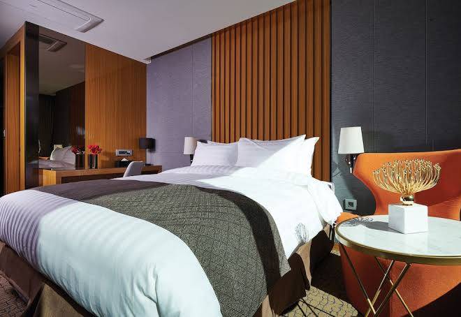 Sealake hotel