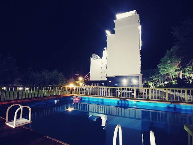Sea star resort