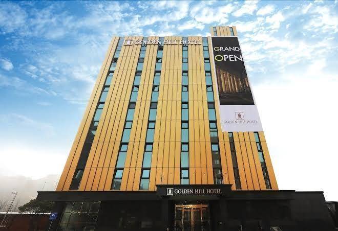 Hotel golden hill