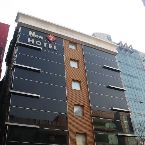 New Seven Hotel Image