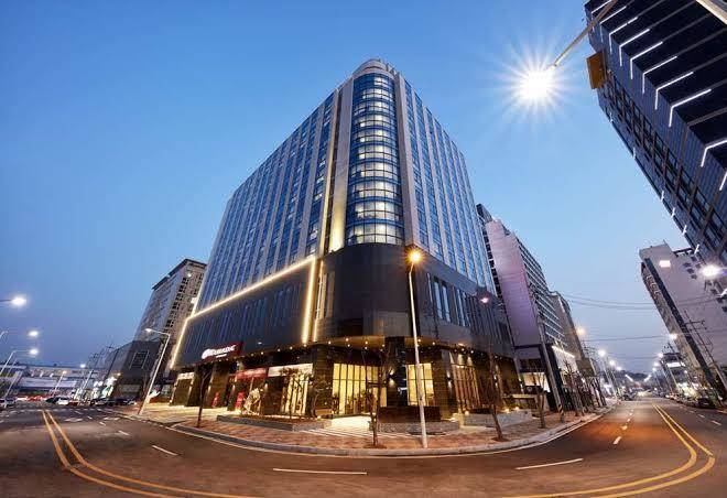 Ramada By Wyndham Pyeongtaek Image