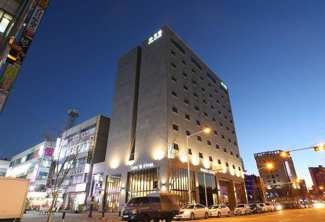 Hotel clover