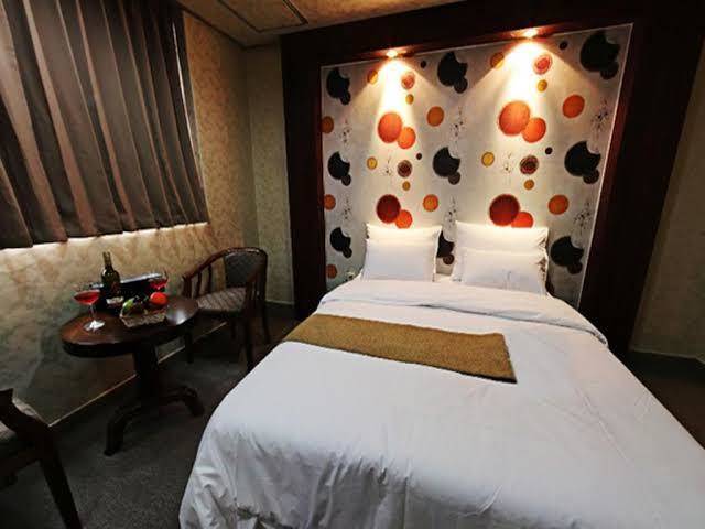 Uijeongbu tourist hotel