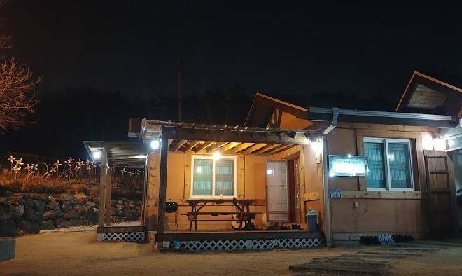 Sharon Gardens Image