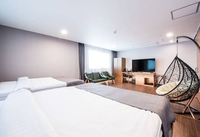 Silla boutique hotel premium