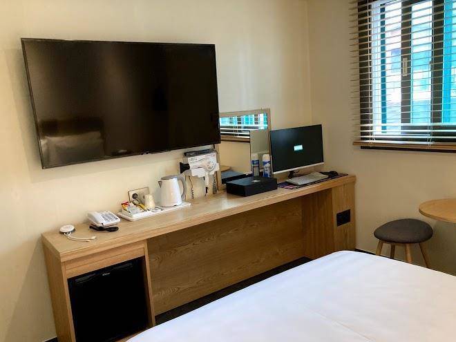 11 Avenue Hotel Image