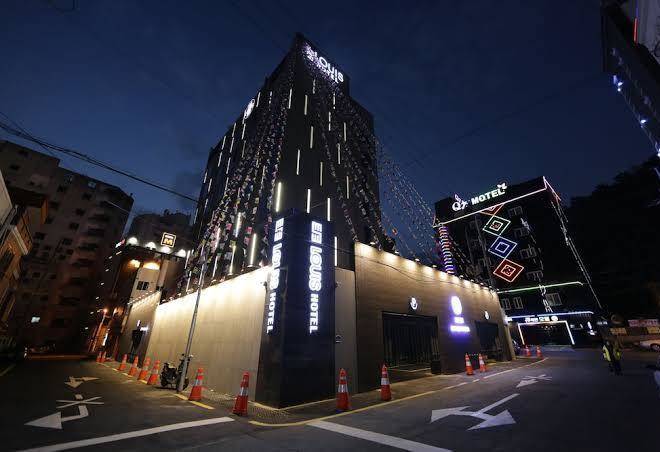 Louis boutique hotel