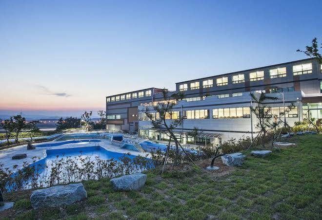 Sacheon Oncheon Land & Tourist Hotel Image