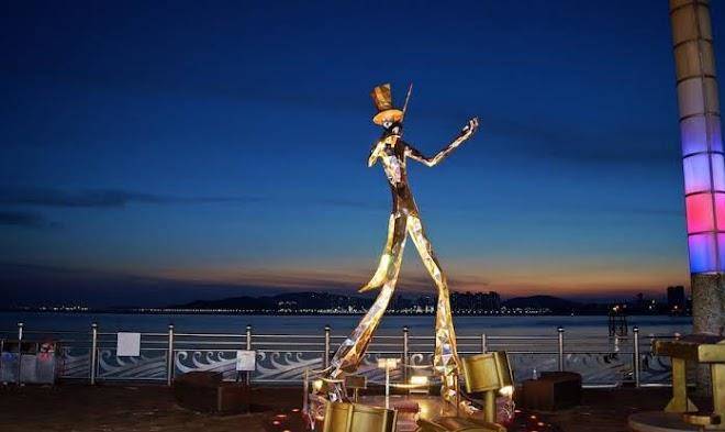 Hotel blue marine