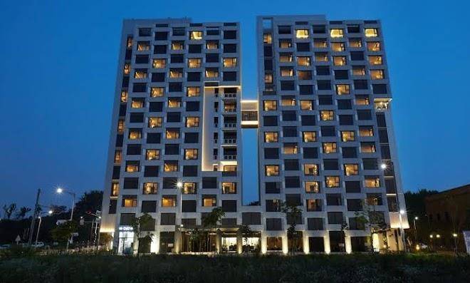 Royal emporium hotel