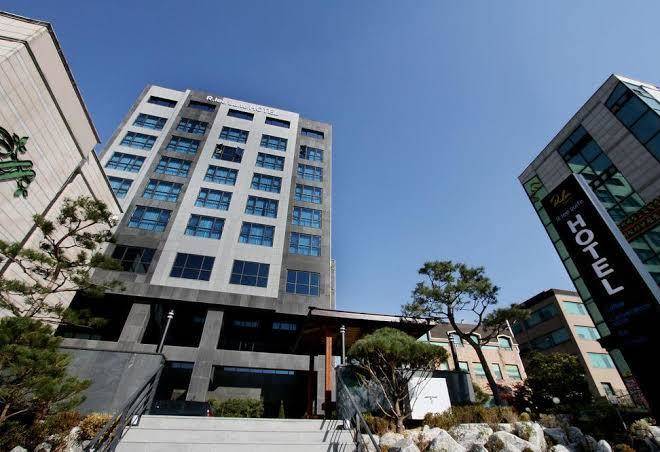 R lee suite hotel songdo