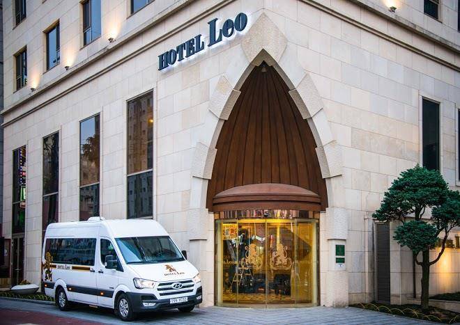 Hotel leo