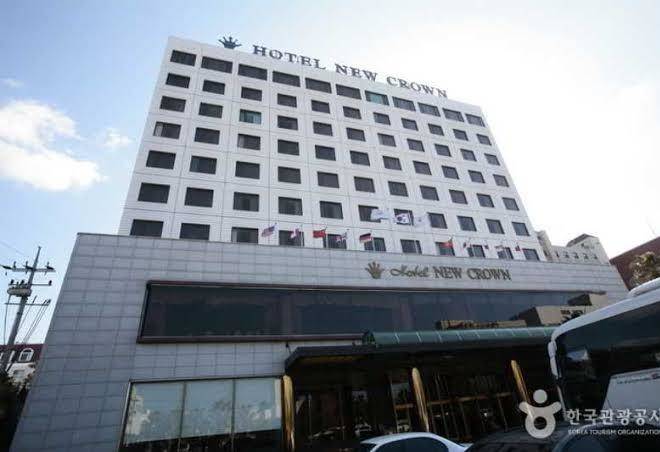 Hotel newcrown