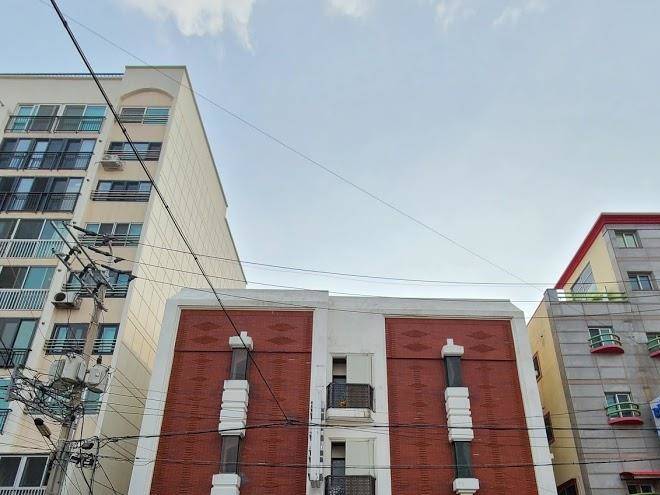 Twins hotel