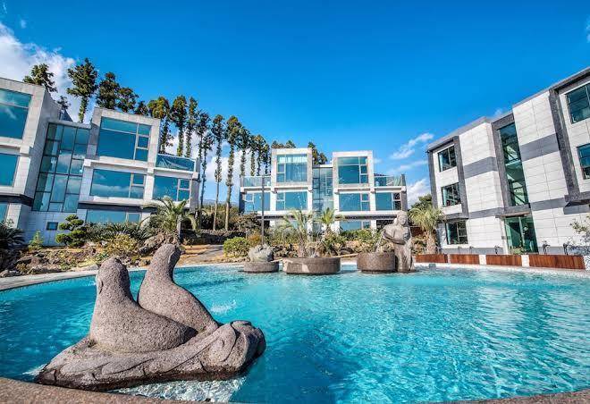 Donnaeko hill resort