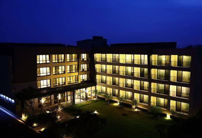 Ille Inn Hotel Image