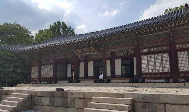 Hoegi coop residence