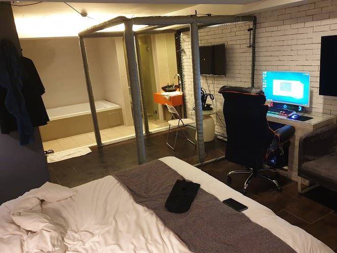 M stylish hotel