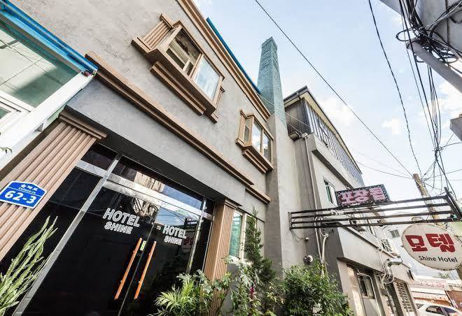 Shine hotel