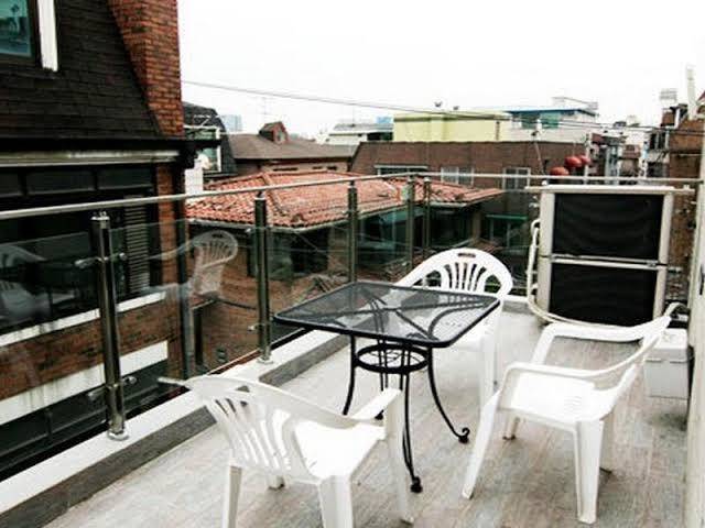Bnb chungdam female only