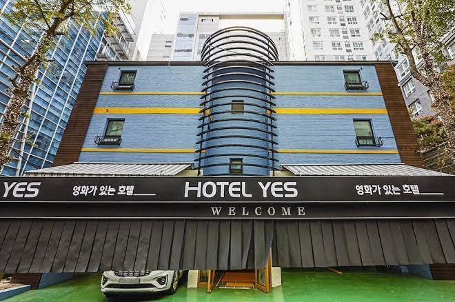 Hotel yes