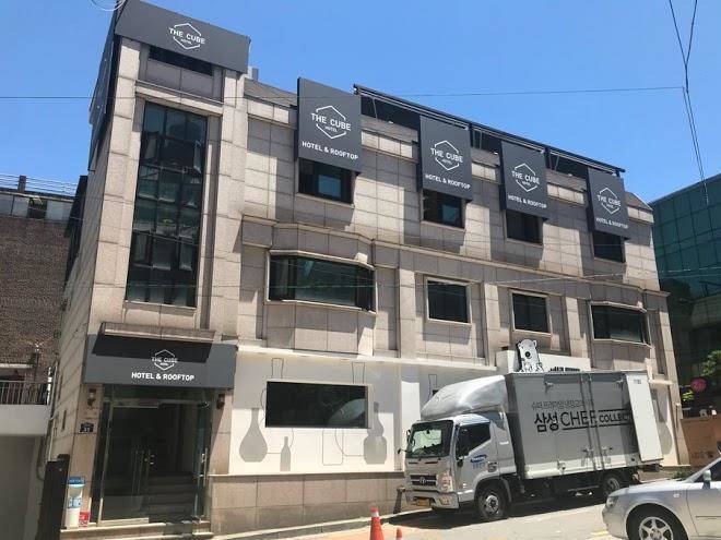 The cube hotel