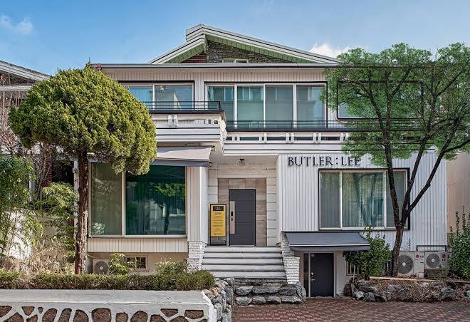 Butler lee hongdae railpark female only