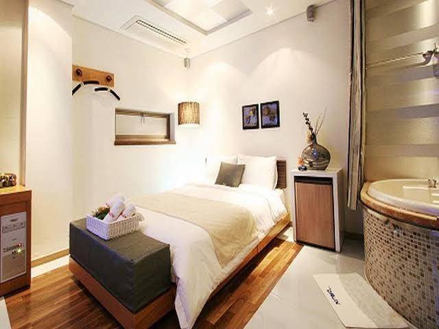 Crux hotel