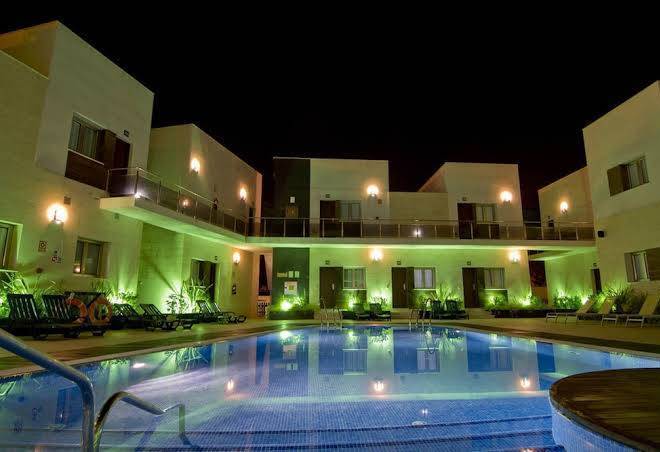 Aparthotel novo sancti petri