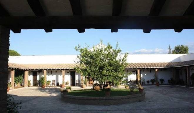 Cortijo Mesa De La Plata Image