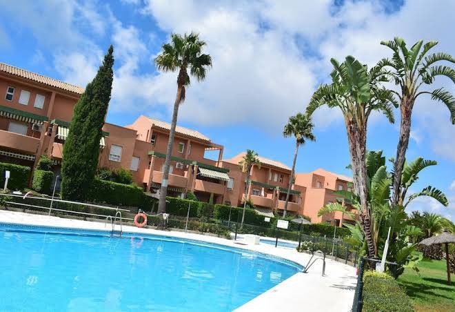 Residencial Jardin Del Golf 1 Image