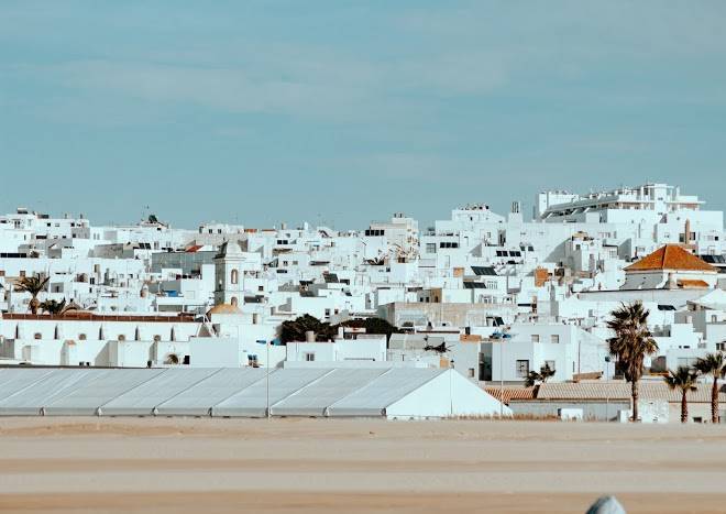 Take surf & kitesurf school conil