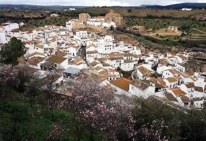 Tugasa el almendral