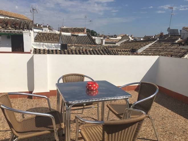 Patio De Lineros Image