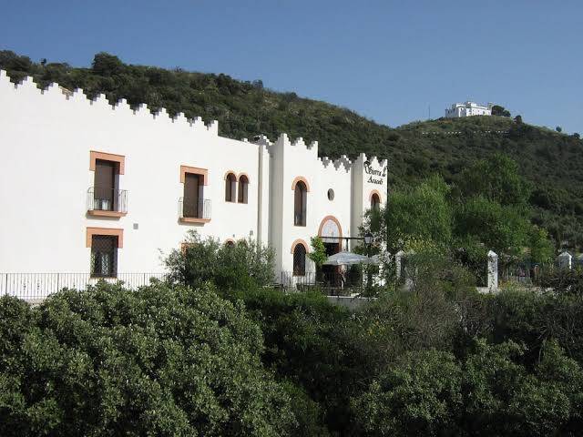 Hotel restaurante sierra de araceli
