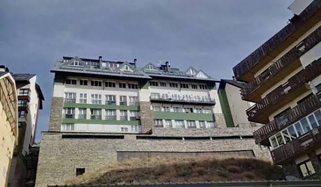 Edificio serraneu