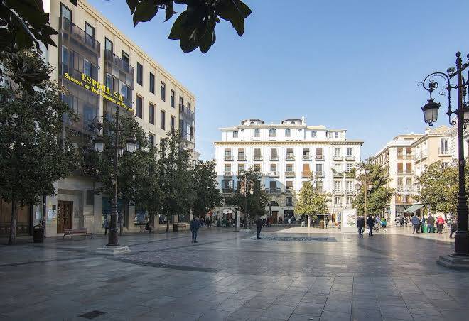 Plaza Del Carmen Image