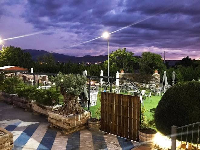 Hotel restaurante dama de baza