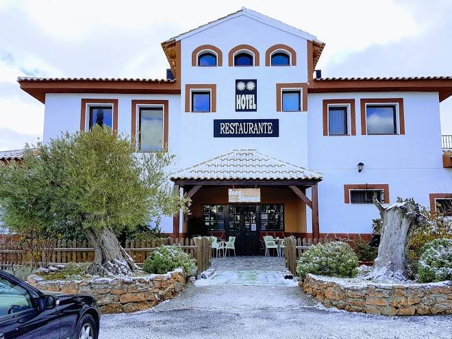 Hotel rural tres sierras