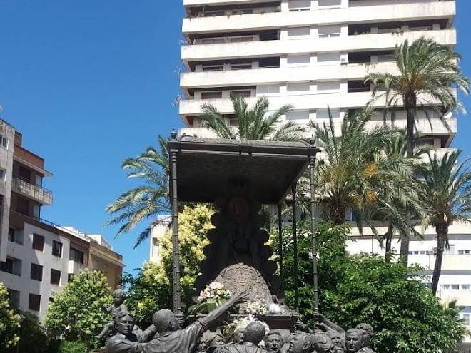 Hotel familia conde