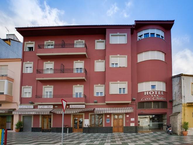Los chiles hotel restaurante