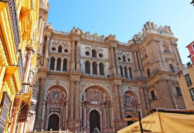 Del parque flats catedral