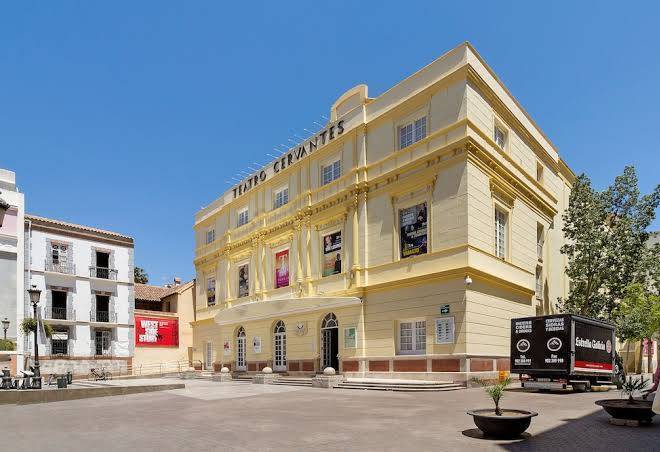 Del parque flats letran