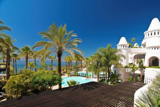 H10 estepona palace