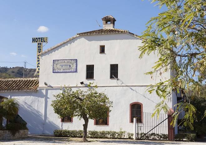 Hotel Cortijo San Antonio Image