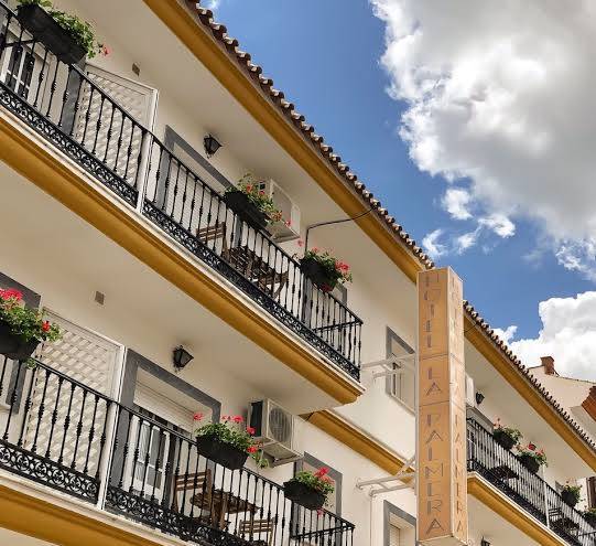 Hotel La Palmera Image